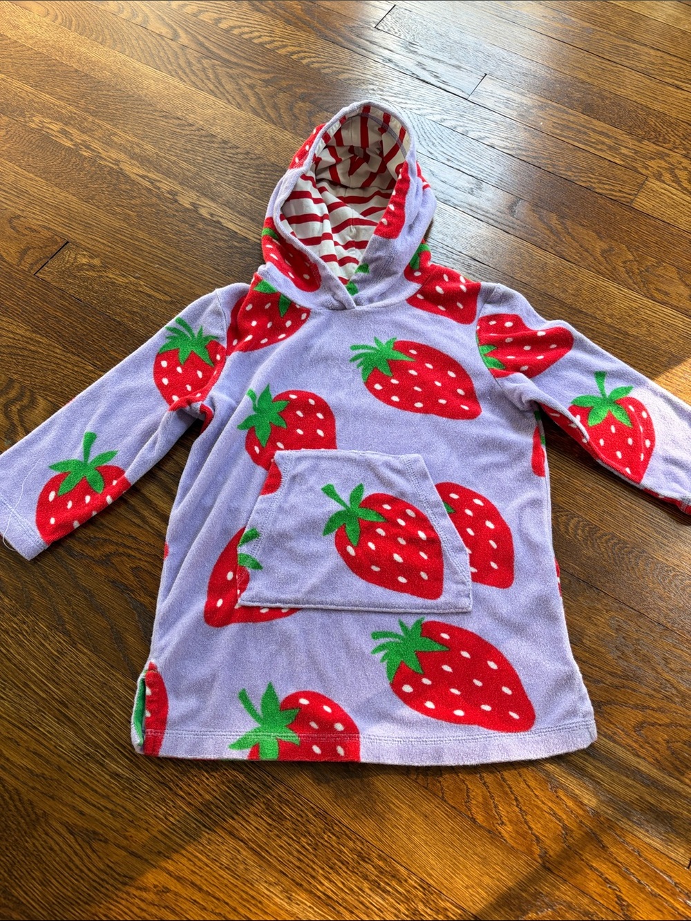 Mini Boden Lavender Hooded Strawberry Coverup - Picture 2 of 4